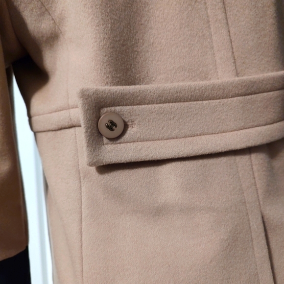 🥰 Host Pick!Vintage Authentic Chanel Brand 1980's Wool Peacoat, Tan & Black, 38 - Picture 14 of 14